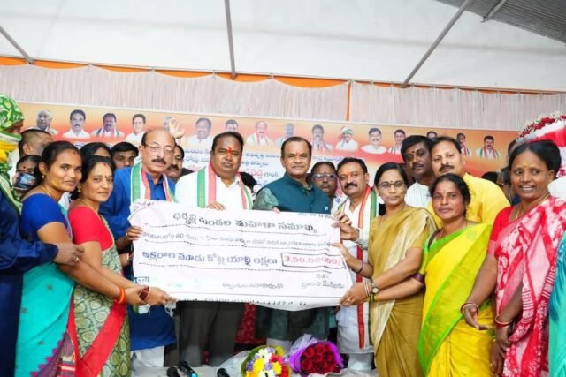 1867766-29pickomatireddyvenkatreddy.jpg