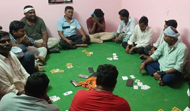 15-arrested-for-gambling-cash-Rs-89160-seized-from-them-in-Adilabad.jpg