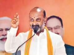 Bandi welcomes SIT move to issue notice to KCR, KTR