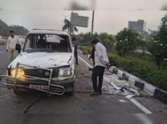 Car hits median on ORR, 1 dead & 5 hurt | Hyderabad News